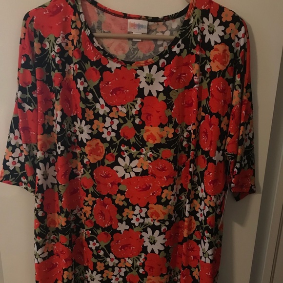 Lularoe Irma - Picture 1 of 4